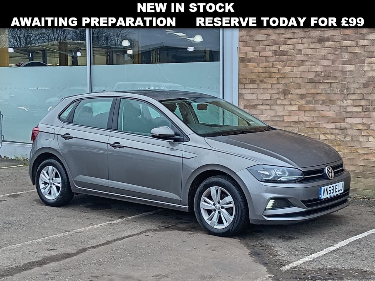 Main listing image - Volkswagen Polo