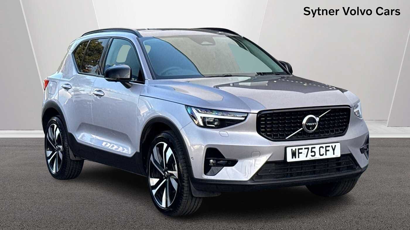 Main listing image - Volvo XC40