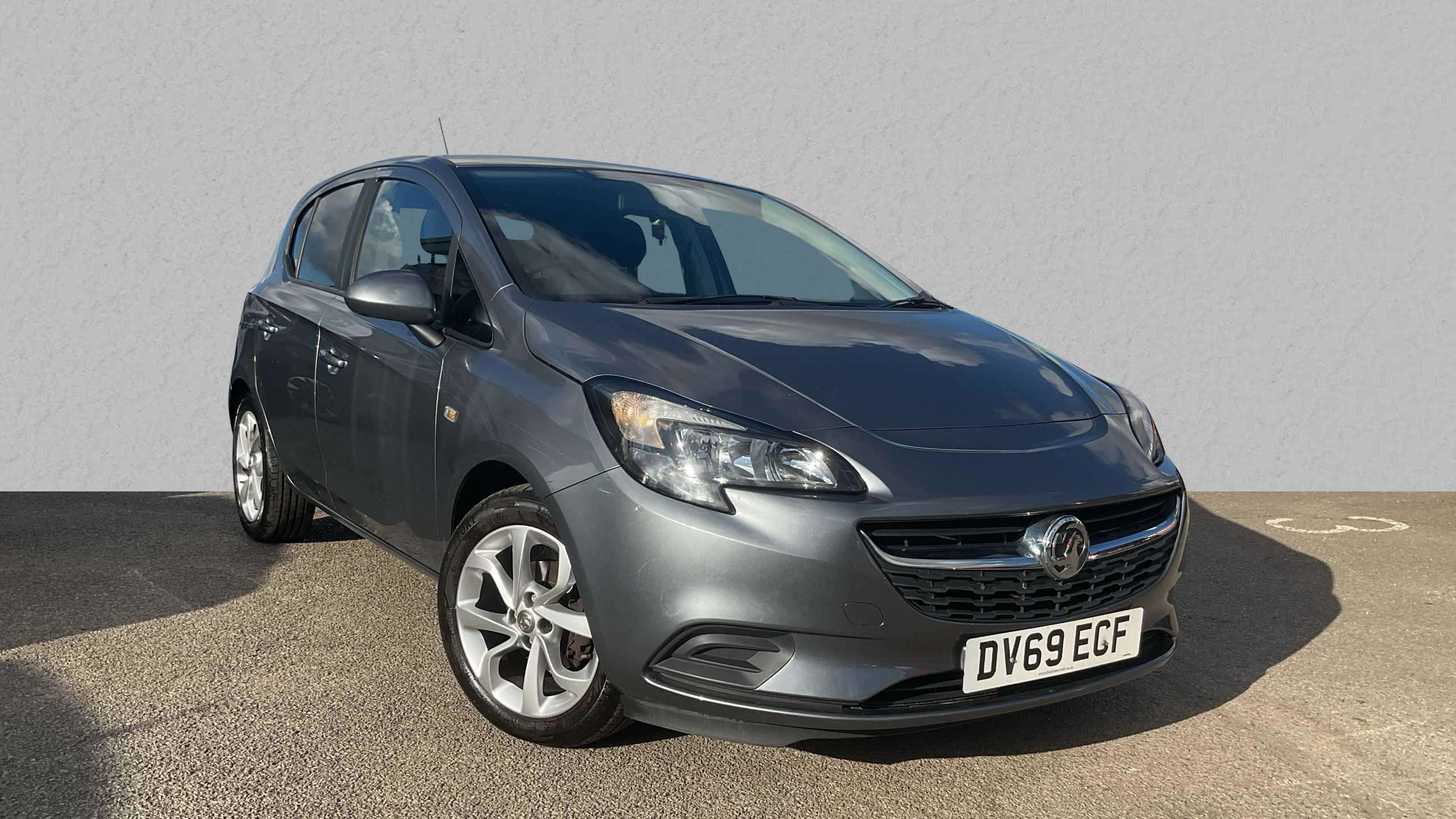 Main listing image - Vauxhall Corsa