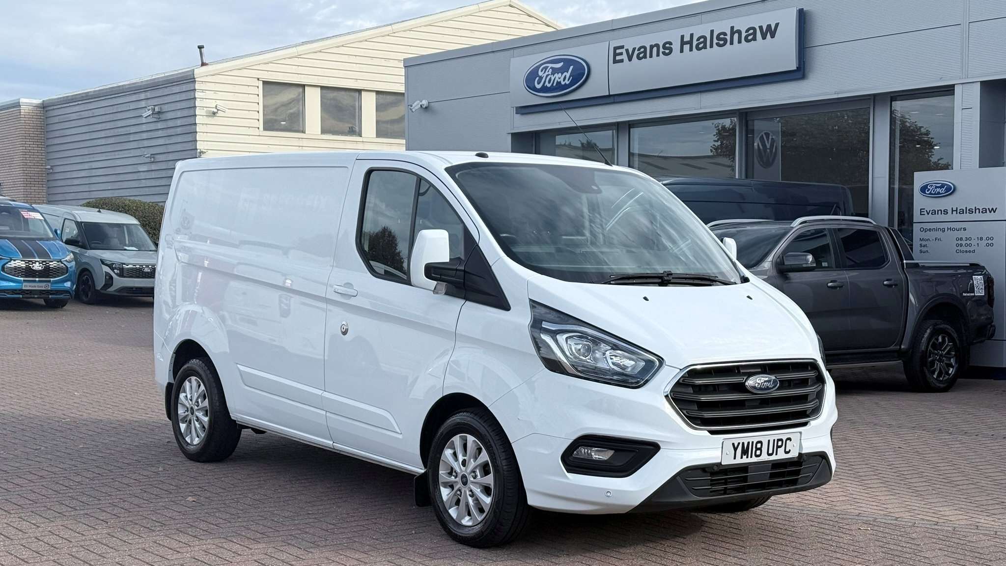 Main listing image - Ford Transit Custom