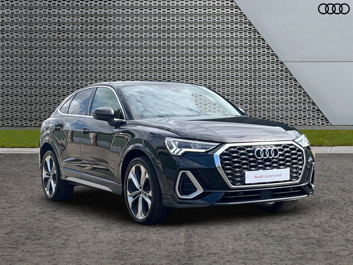 Main listing image - Audi Q3