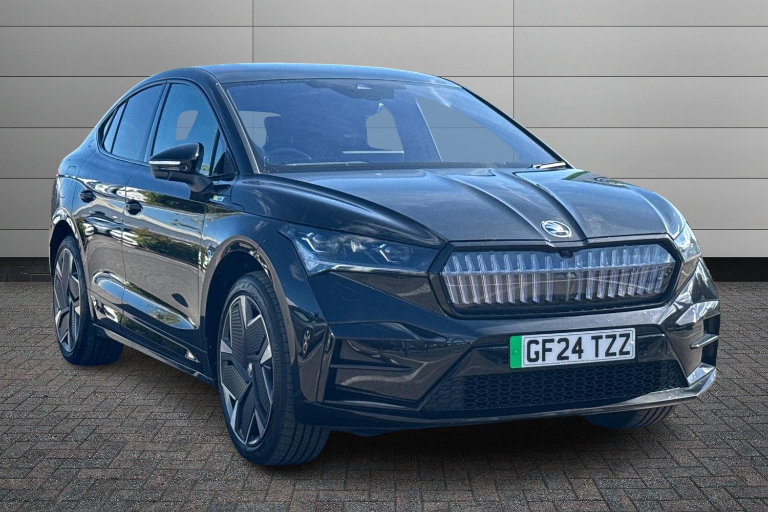 Main listing image - Skoda Enyaq