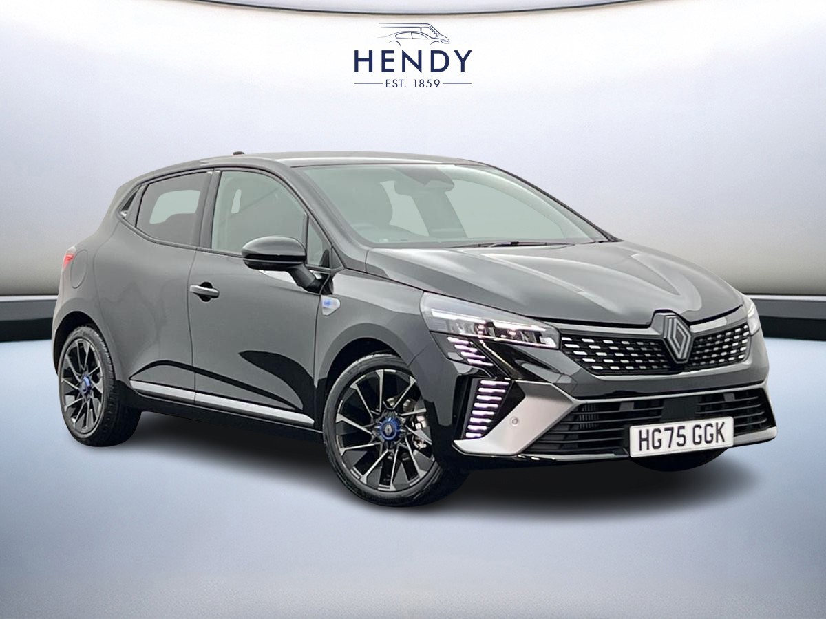 Main listing image - Renault Clio