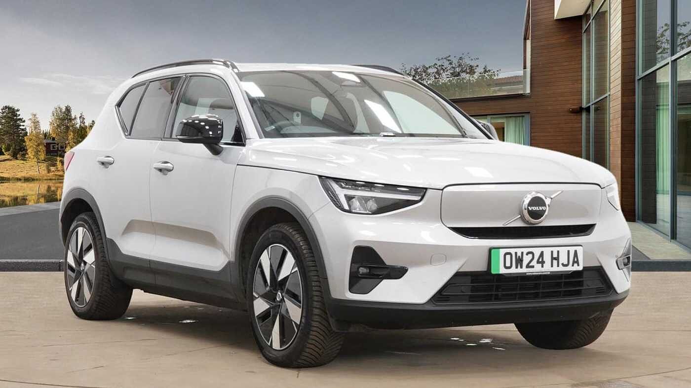 Main listing image - Volvo XC40 Recharge