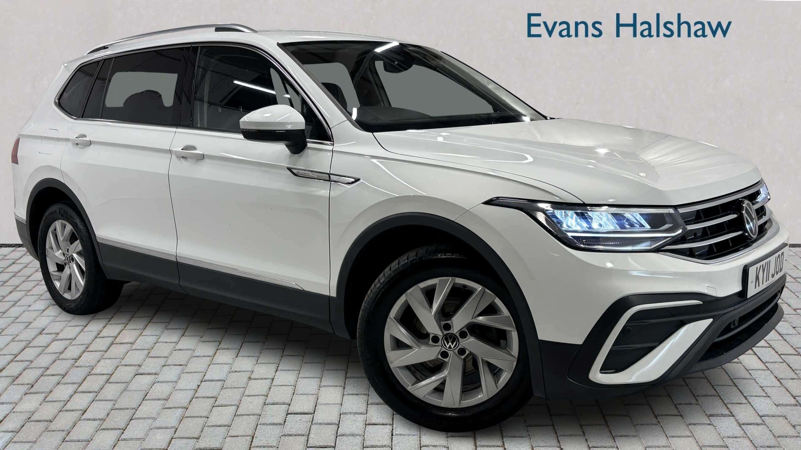 Main listing image - Volkswagen Tiguan Allspace