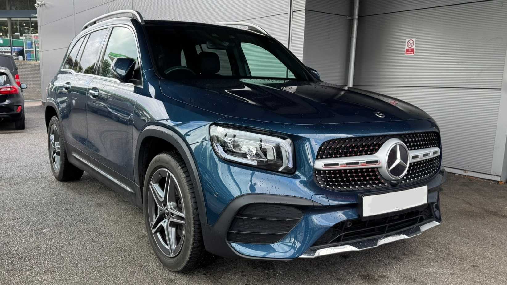 Main listing image - Mercedes-Benz GLB