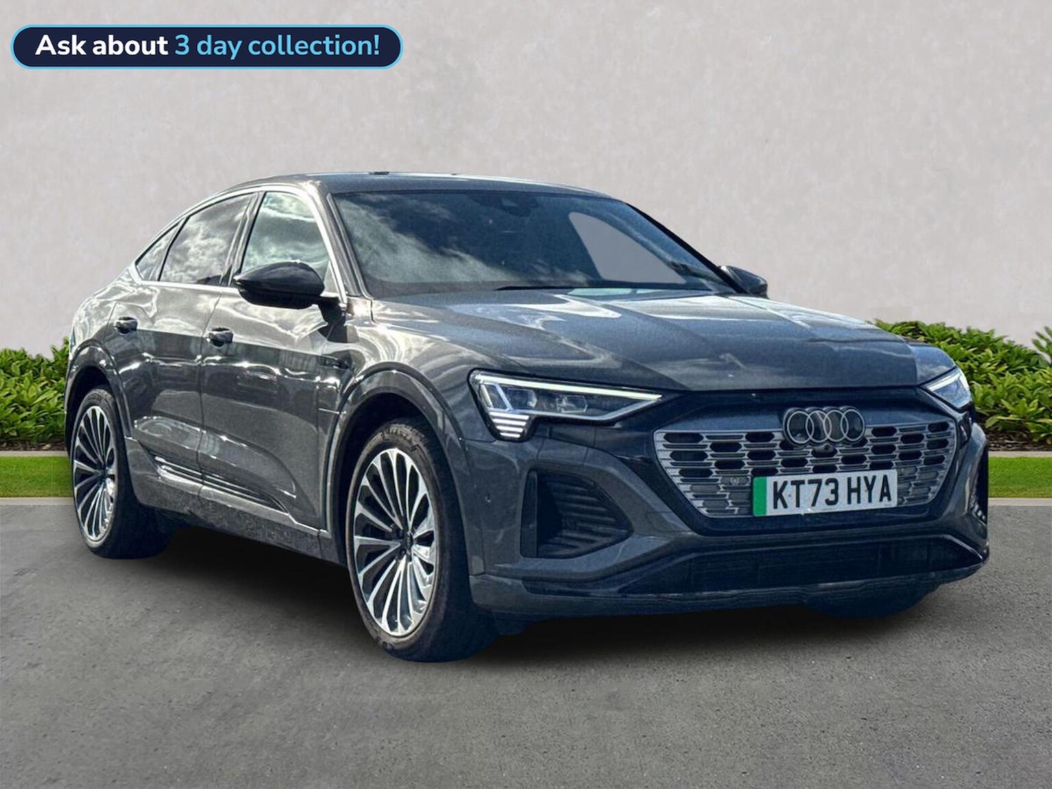 Main listing image - Audi Q8 e-tron