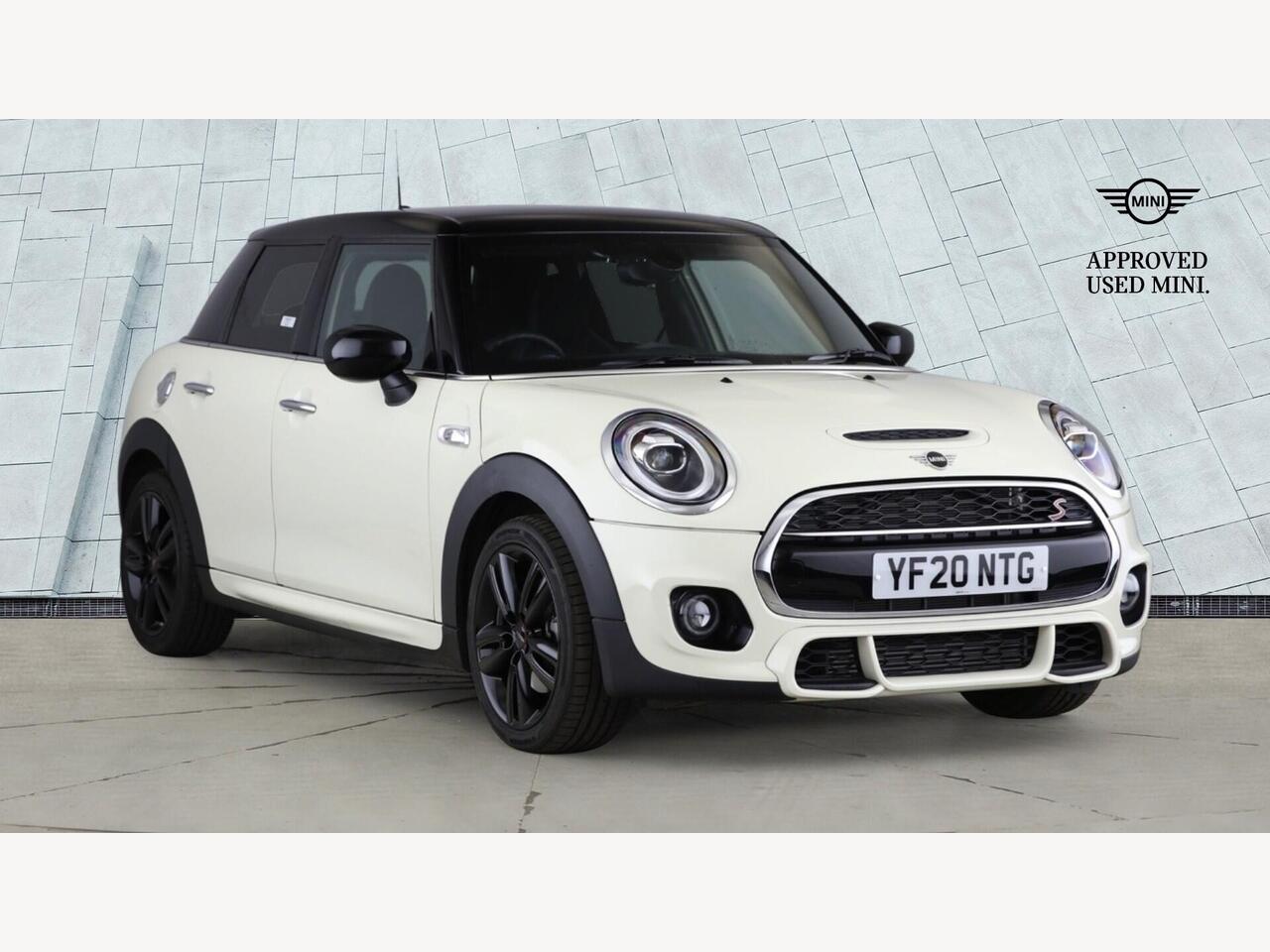 Main listing image - MINI Hatchback 5dr