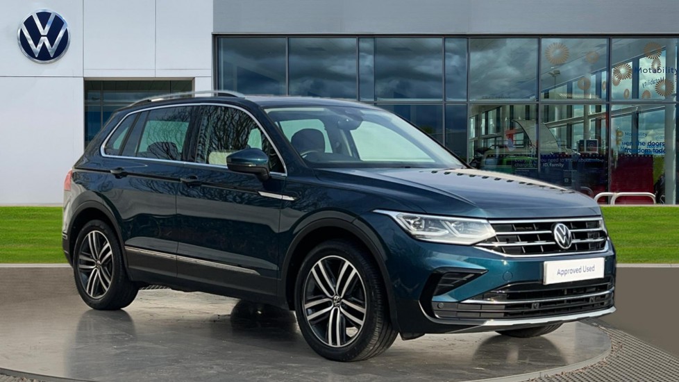 Main listing image - Volkswagen Tiguan