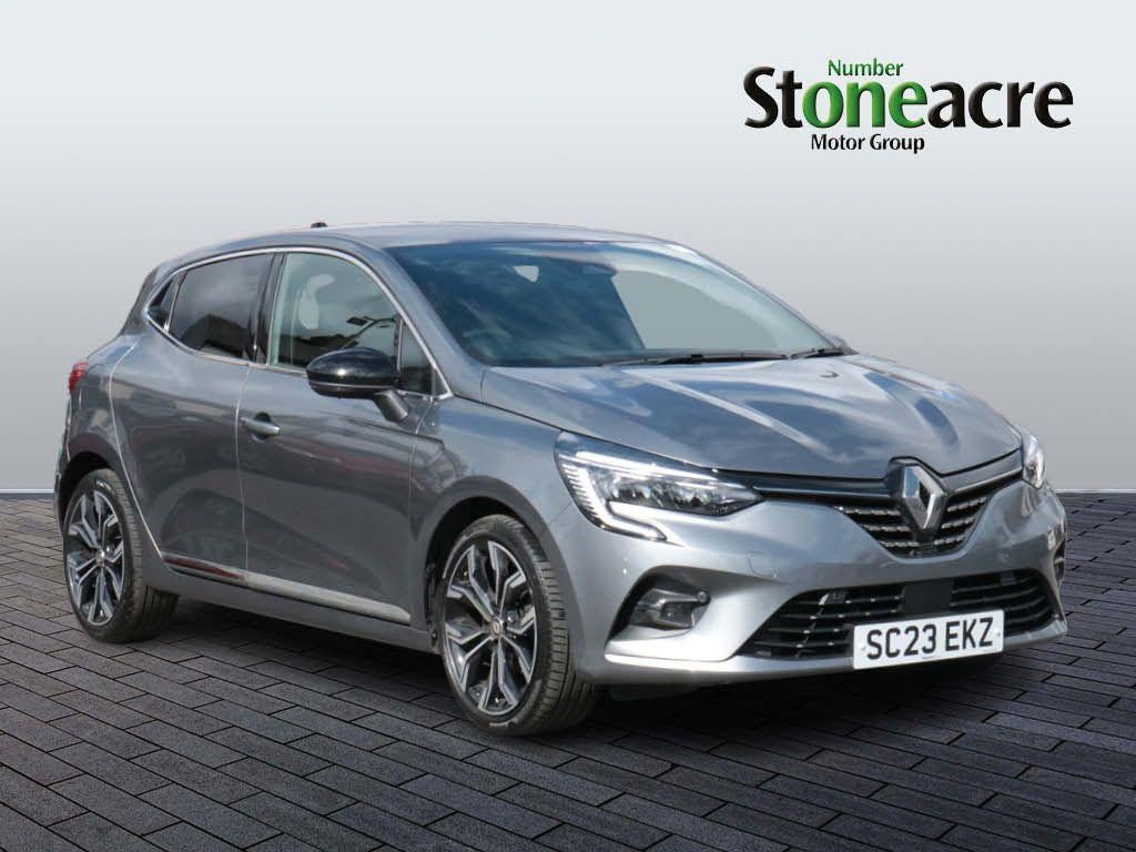 Main listing image - Renault Clio