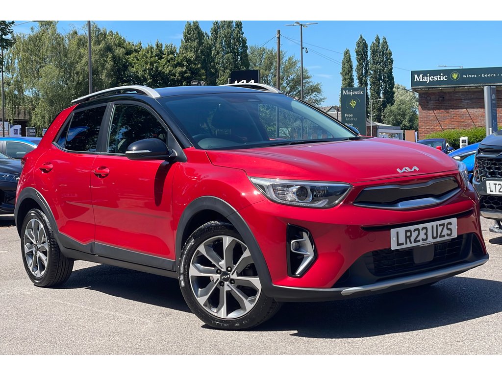 Main listing image - Kia Stonic