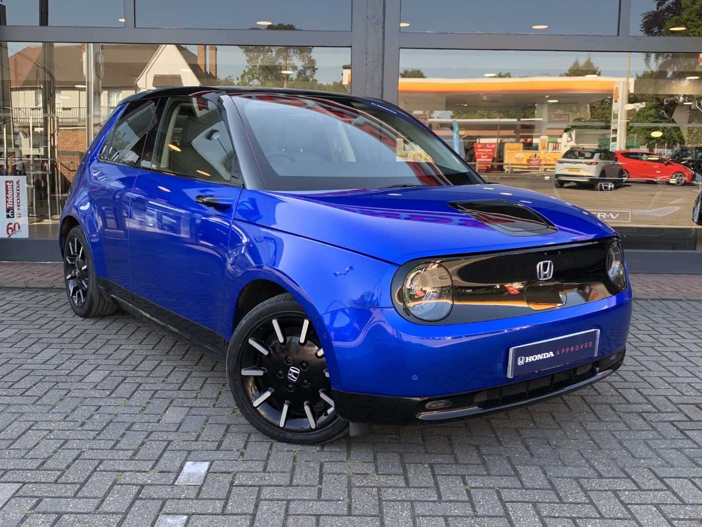 Main listing image - Honda Honda e