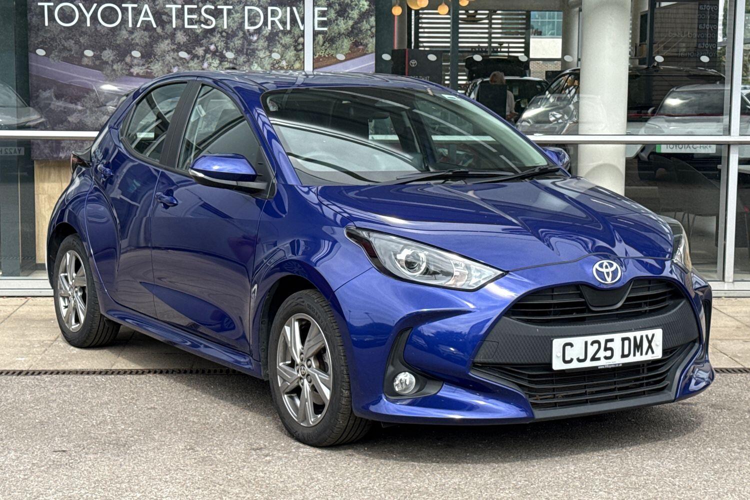 Main listing image - Toyota Yaris