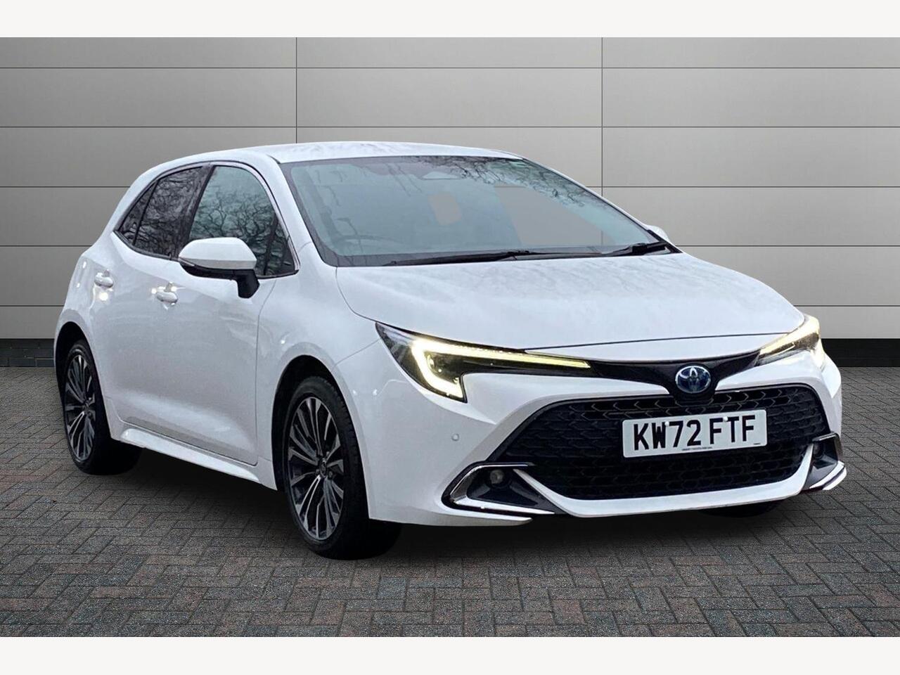 Main listing image - Toyota Corolla