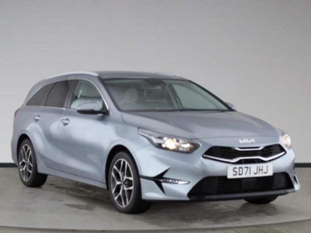 Main listing image - Kia Ceed SW