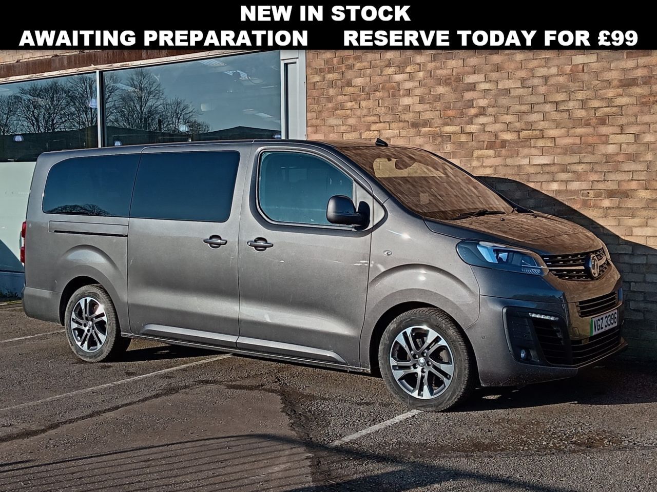 Main listing image - Vauxhall Vivaro Life-e