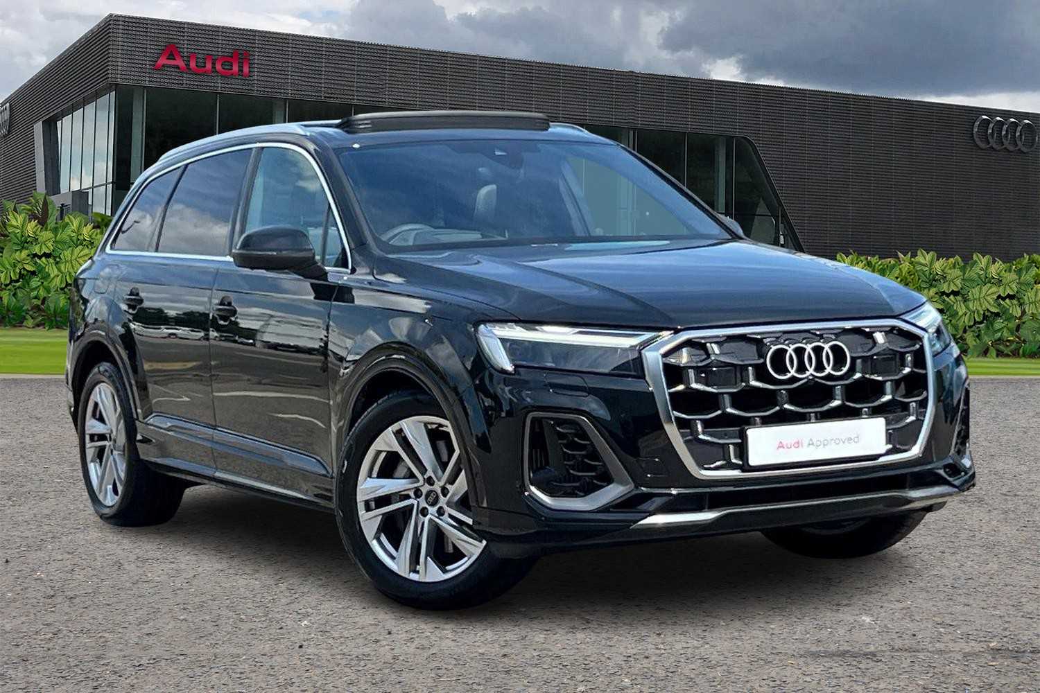 Main listing image - Audi Q7