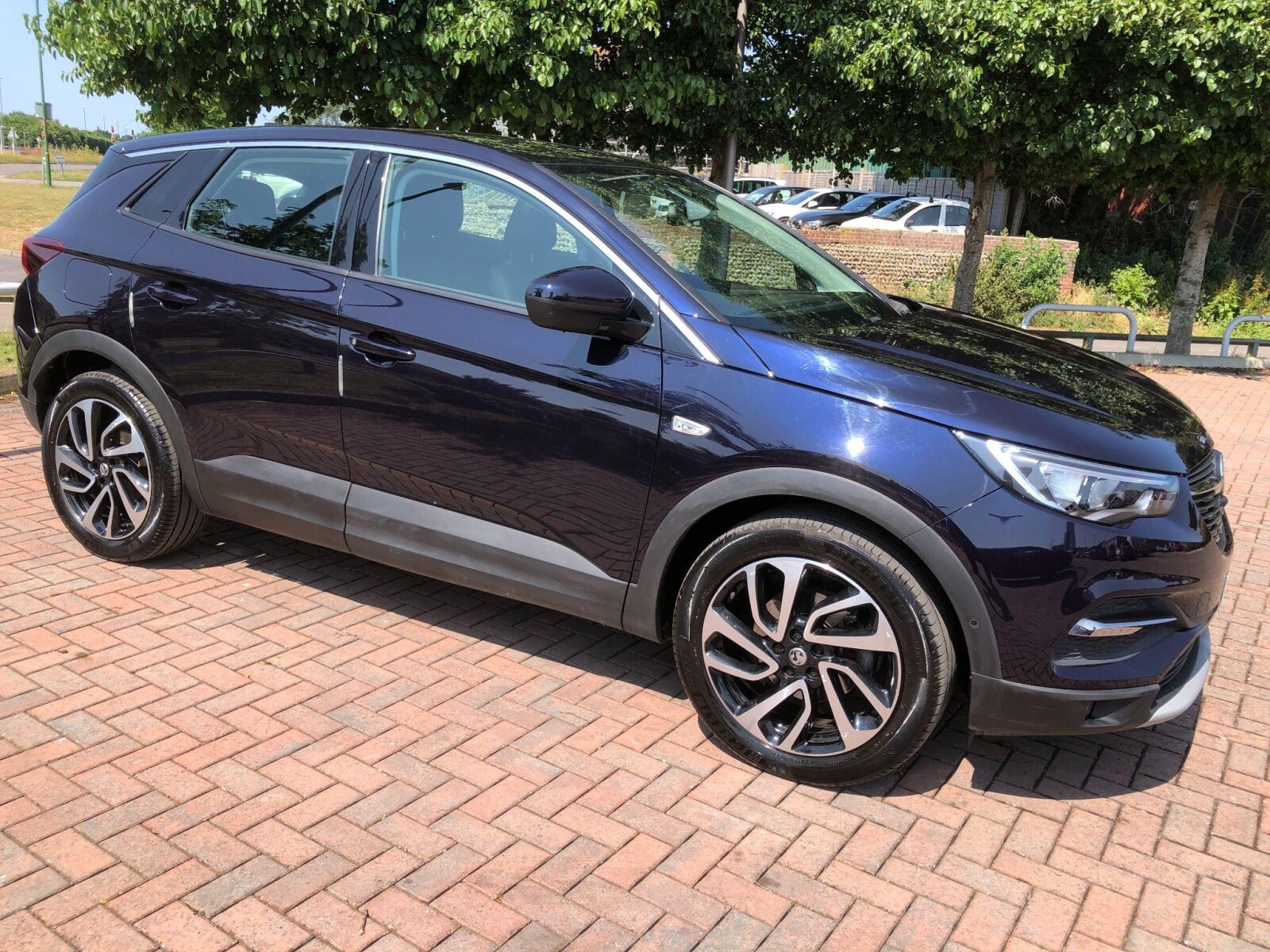 Main listing image - Vauxhall Grandland X