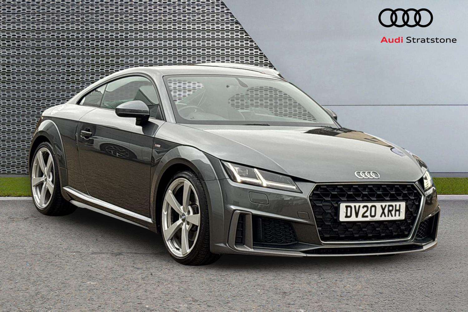 Main listing image - Audi TT