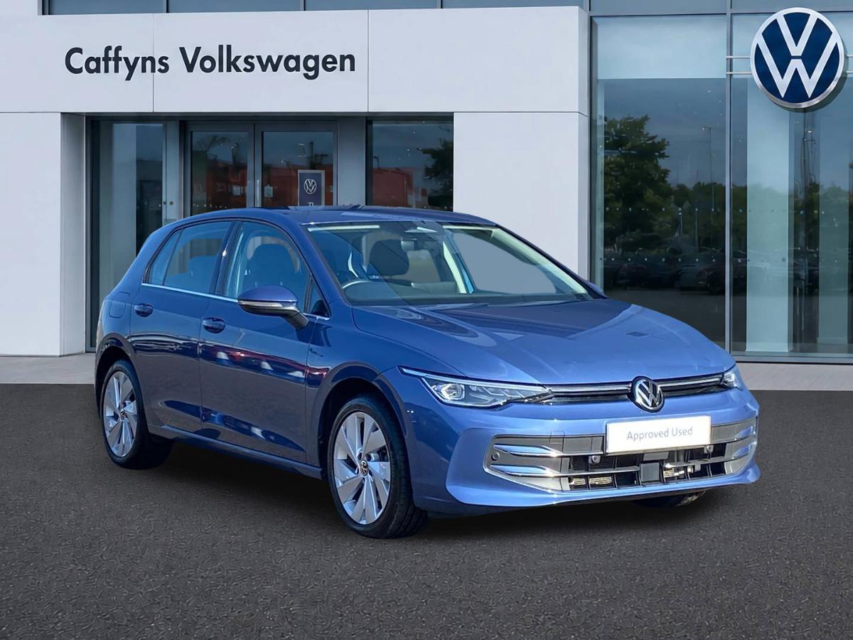 Main listing image - Volkswagen Golf