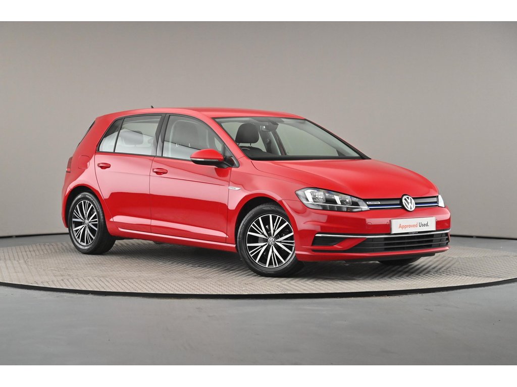 Main listing image - Volkswagen Golf