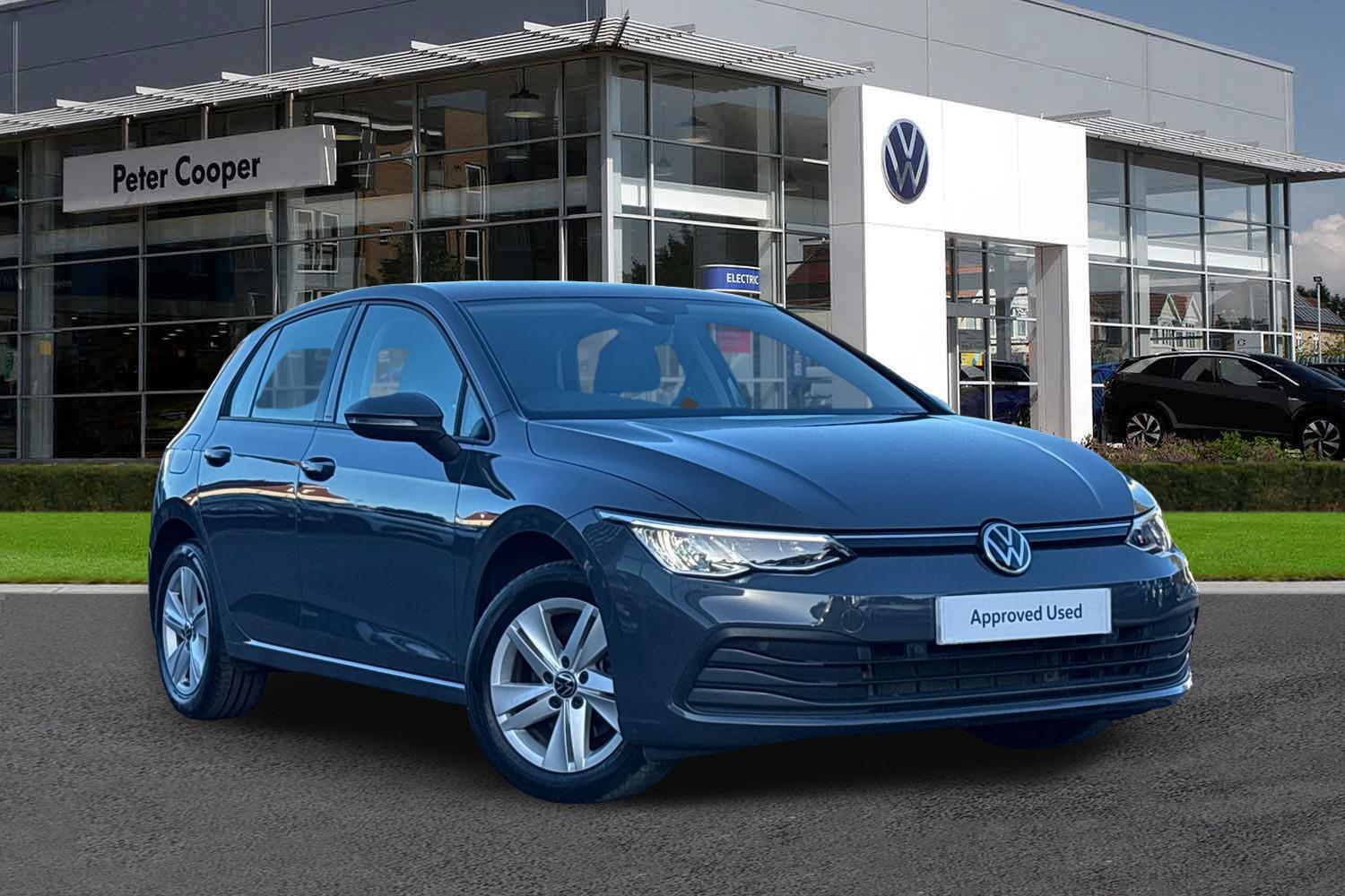 Main listing image - Volkswagen Golf