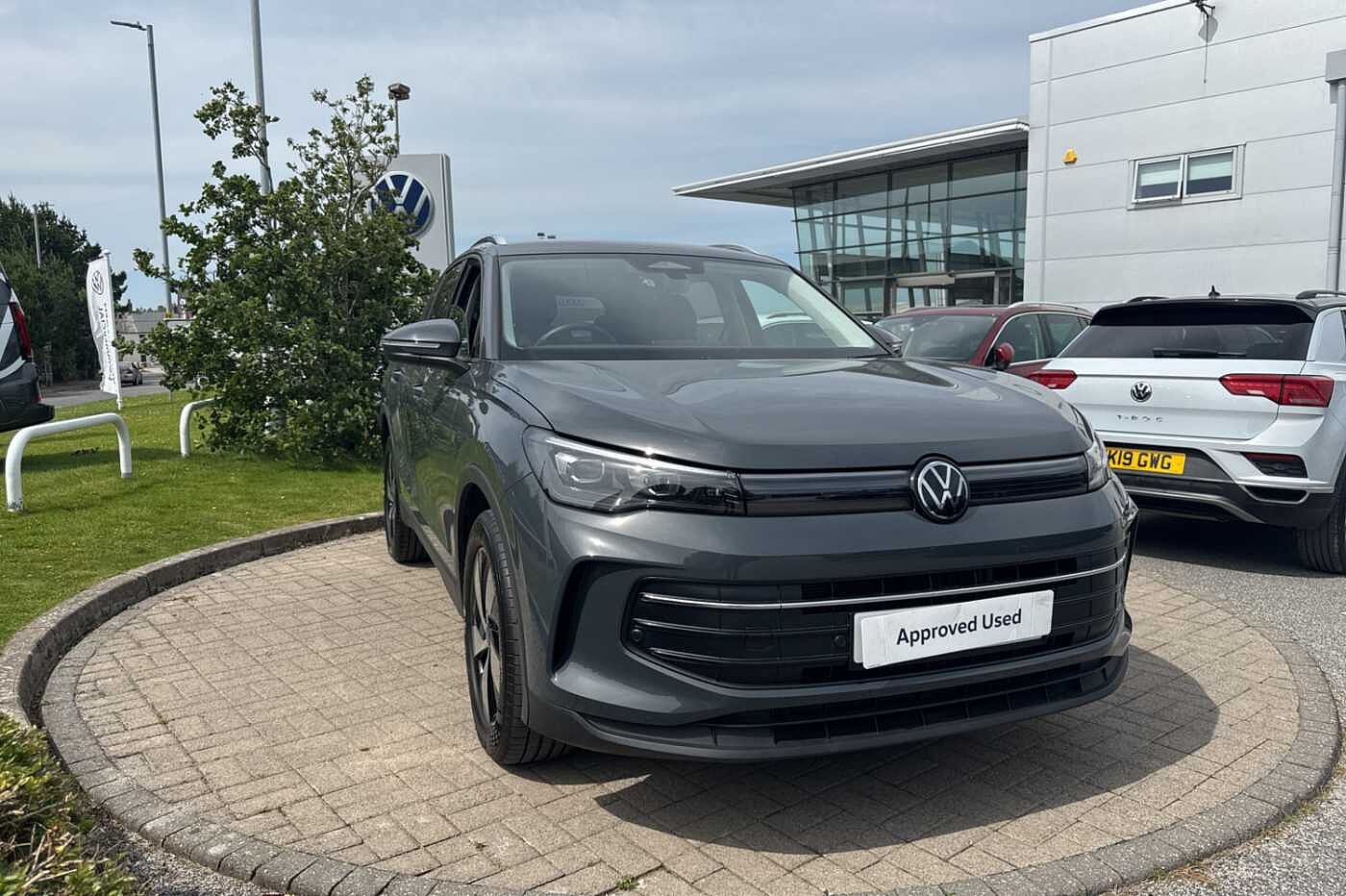 Main listing image - Volkswagen Tiguan