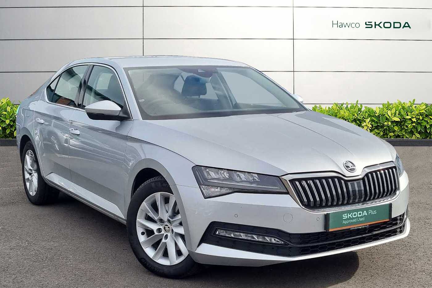 Main listing image - Skoda Superb