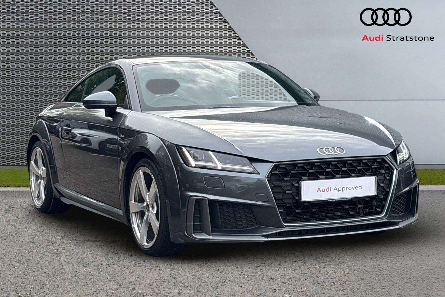 Main listing image - Audi TT
