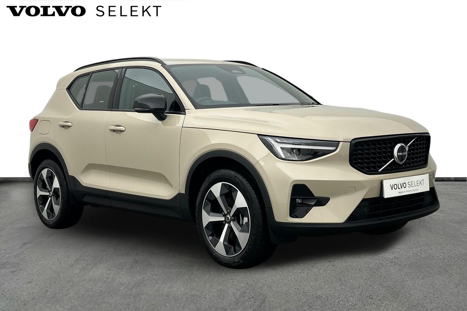 Main listing image - Volvo XC40