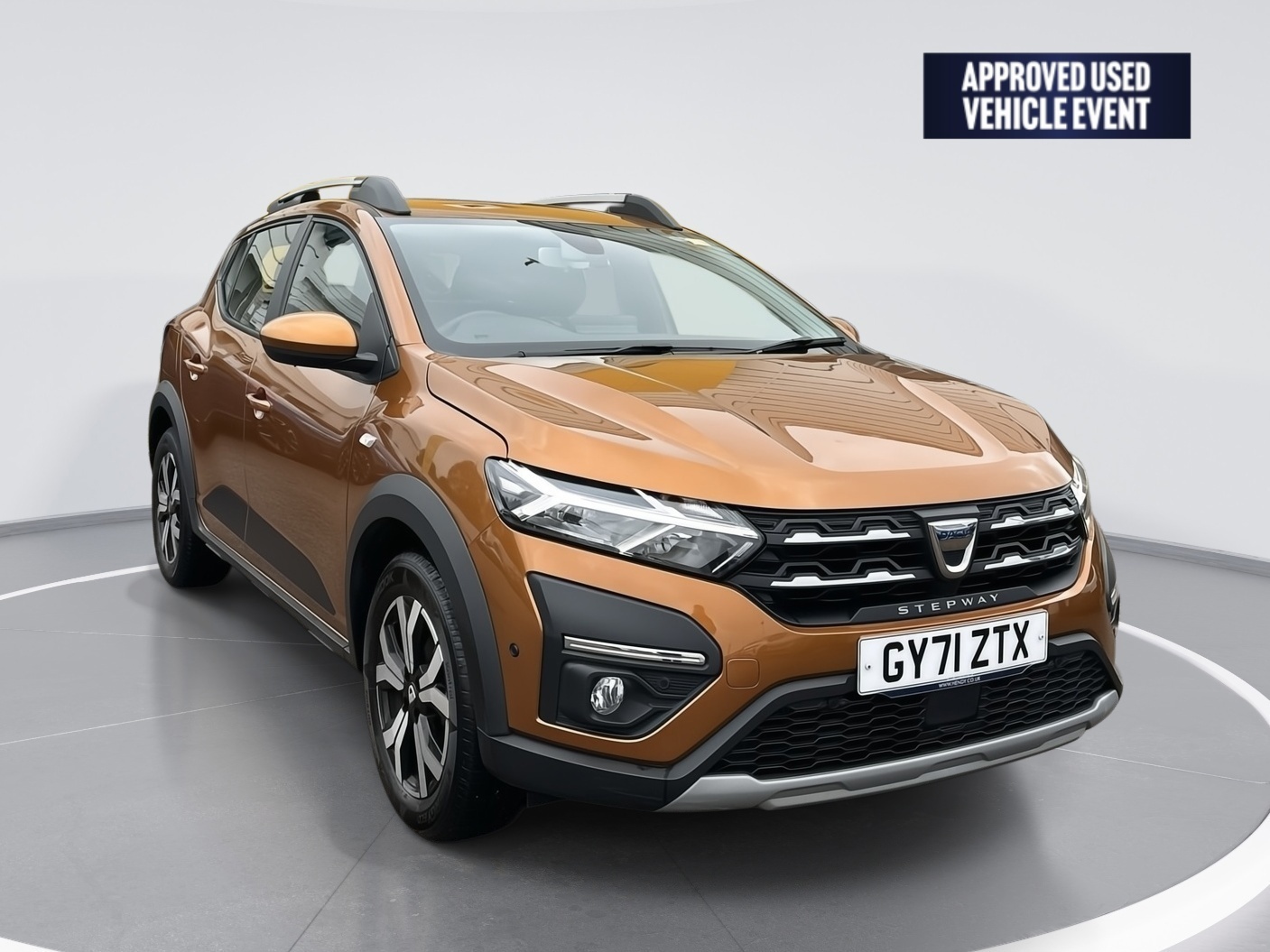 Main listing image - Dacia Sandero Stepway