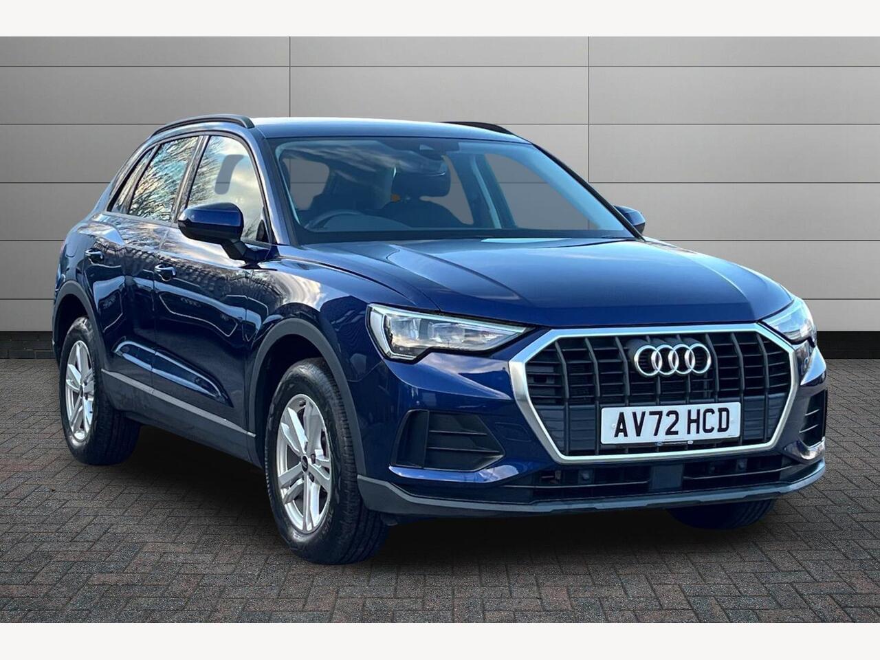 Main listing image - Audi Q3