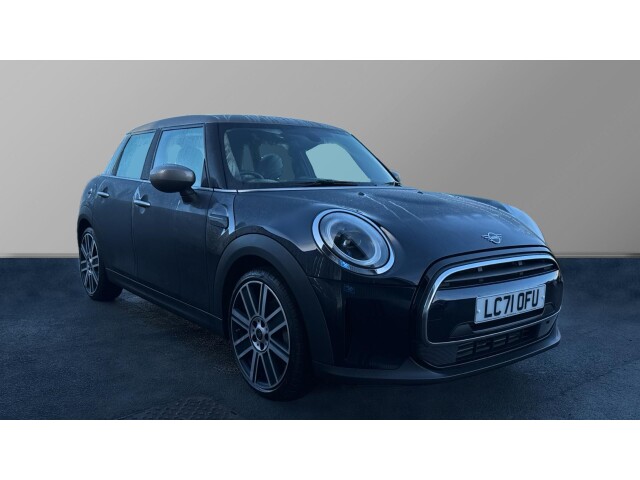 Main listing image - MINI Hatchback 5dr