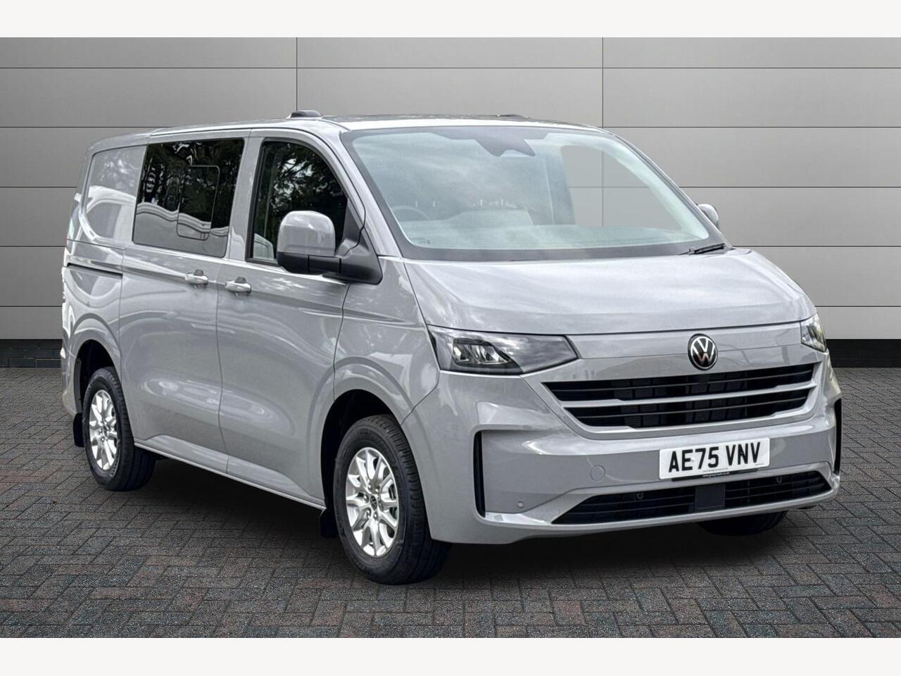 Main listing image - Volkswagen Transporter