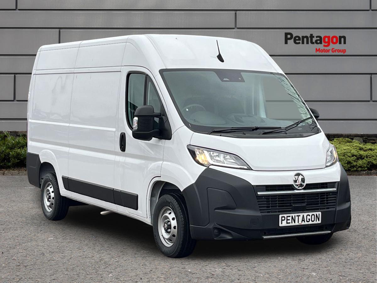 Main listing image - Vauxhall Movano