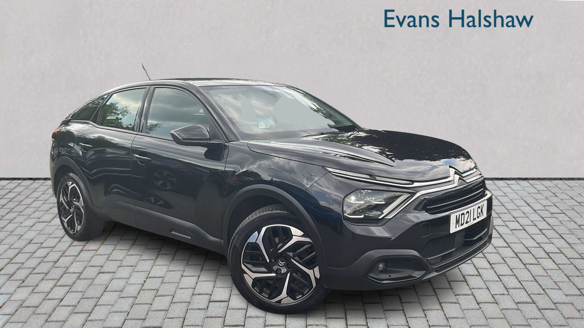 Main listing image - Citroen C4