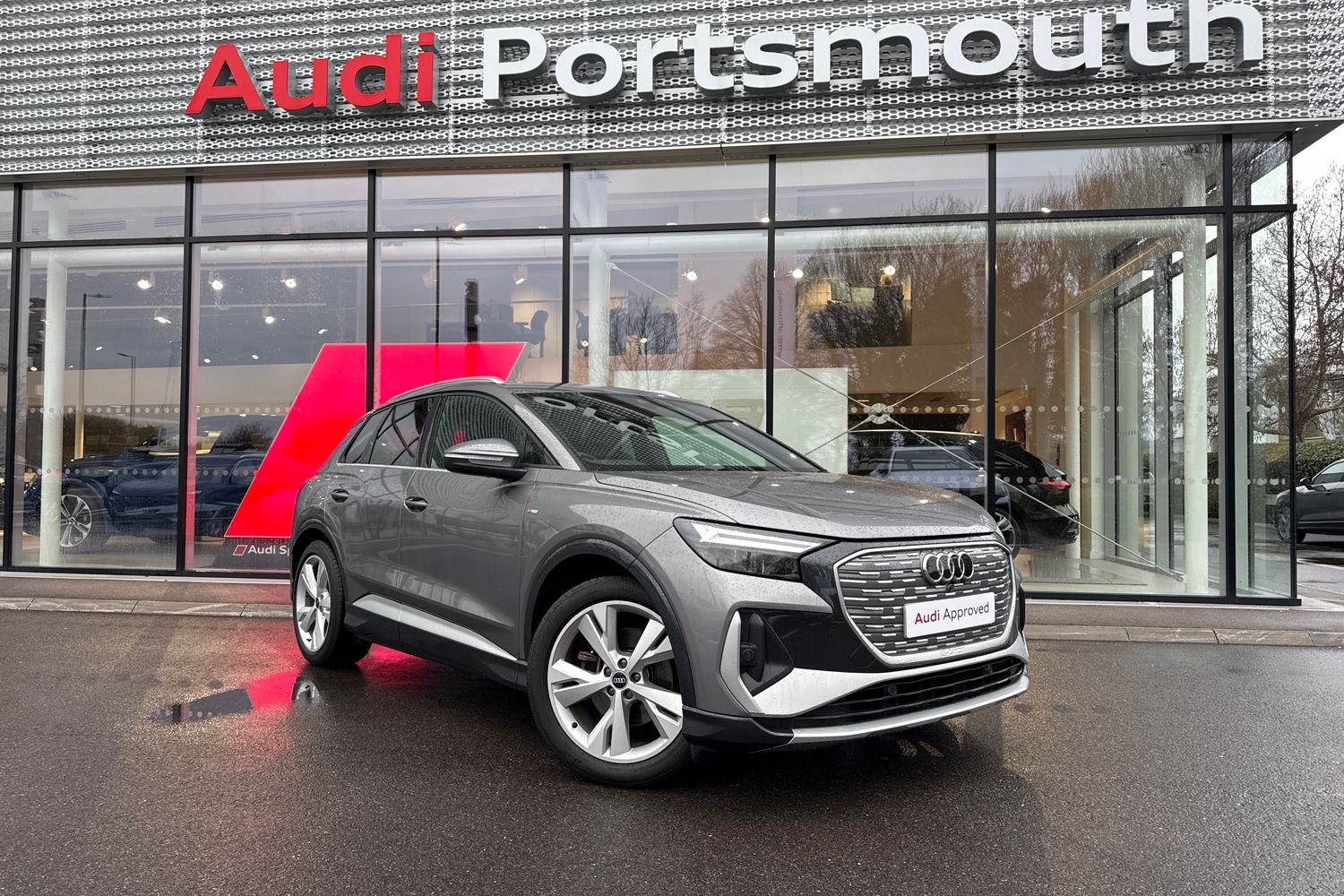 Main listing image - Audi Q4