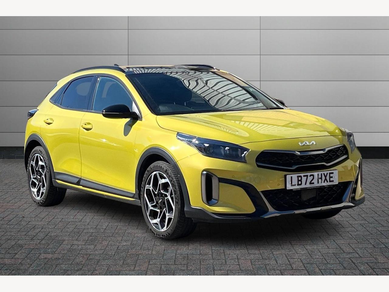 Main listing image - Kia XCeed
