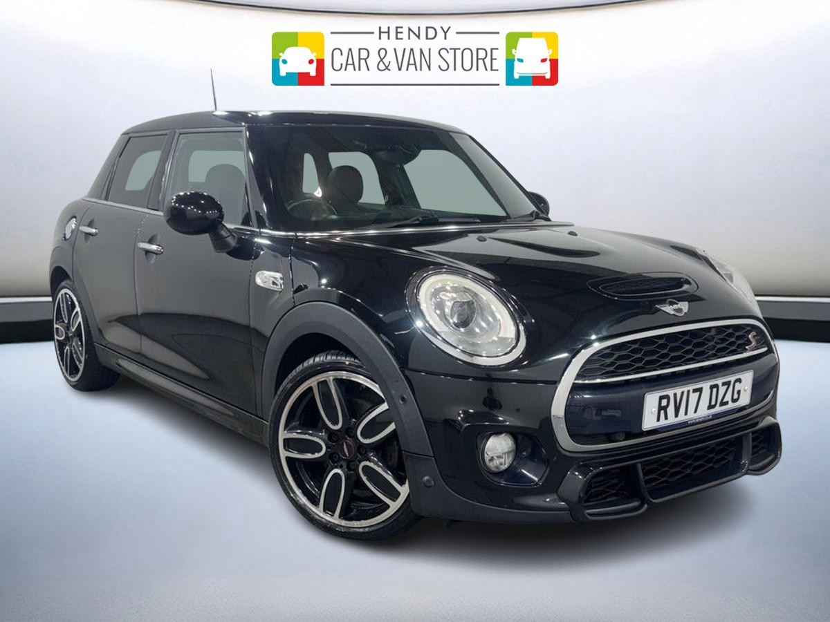 Main listing image - MINI Hatchback 5dr