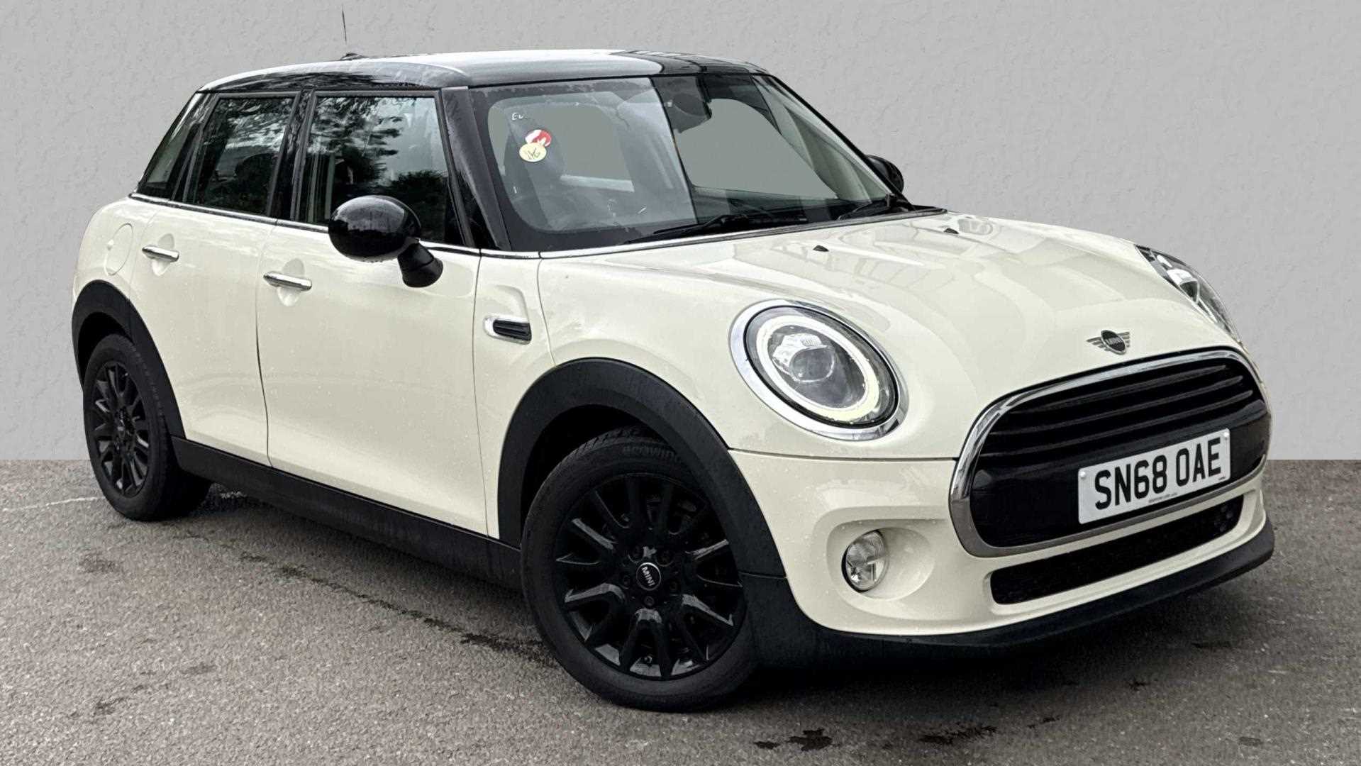Main listing image - MINI Hatchback 5dr