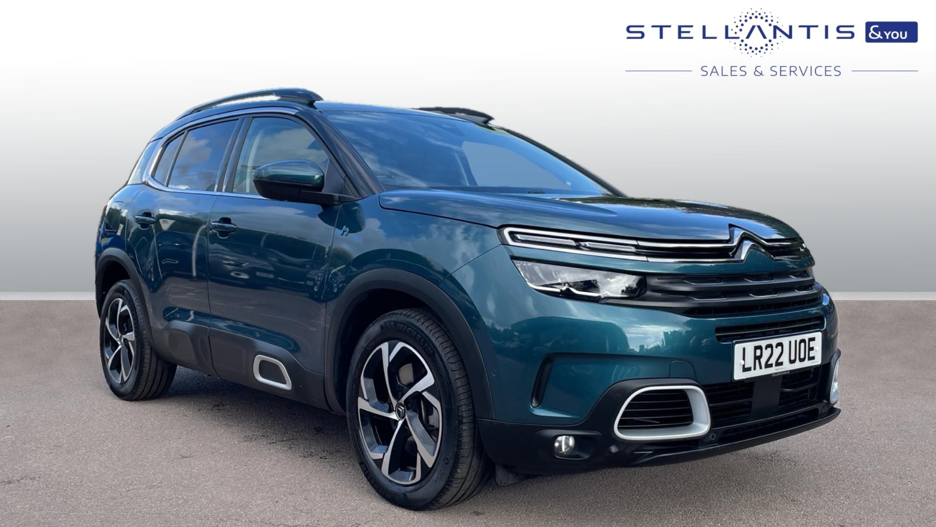 Main listing image - Citroen C5 Aircross