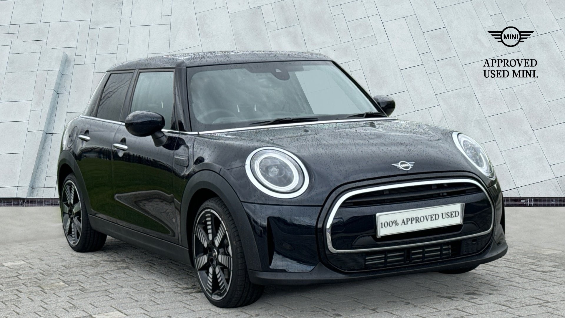 Main listing image - MINI Hatchback 5dr