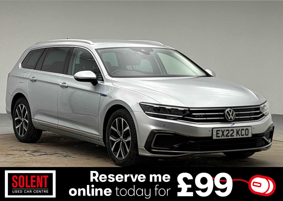 Main listing image - Volkswagen Passat GTE