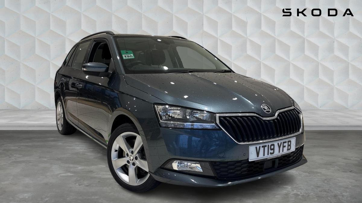Main listing image - Skoda Fabia Estate