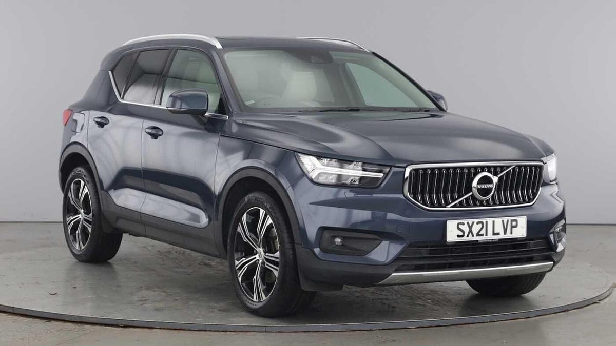 Main listing image - Volvo XC40