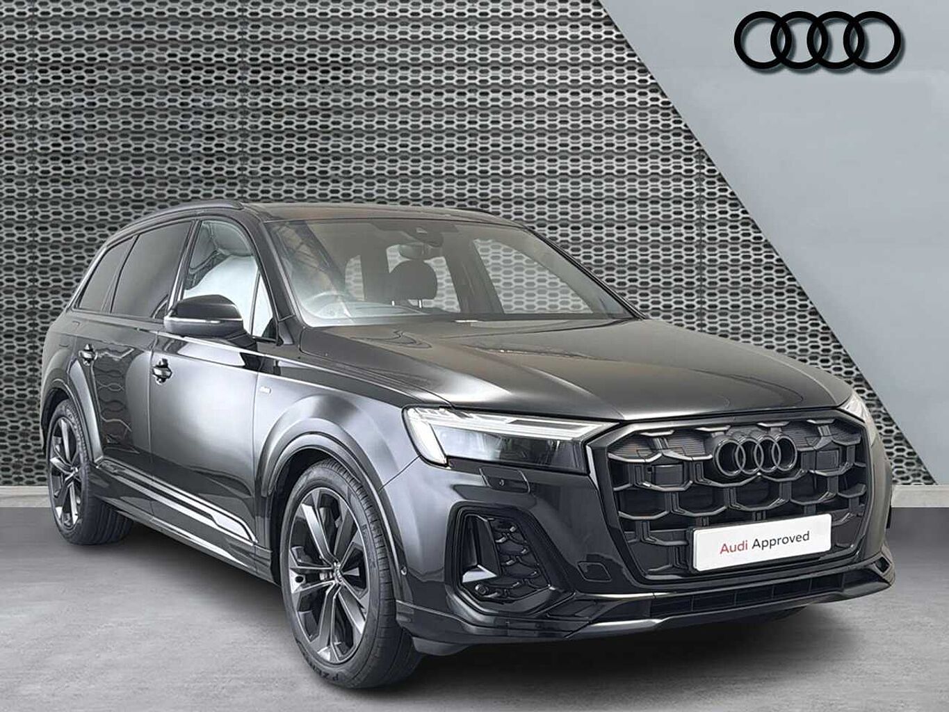 Main listing image - Audi Q7