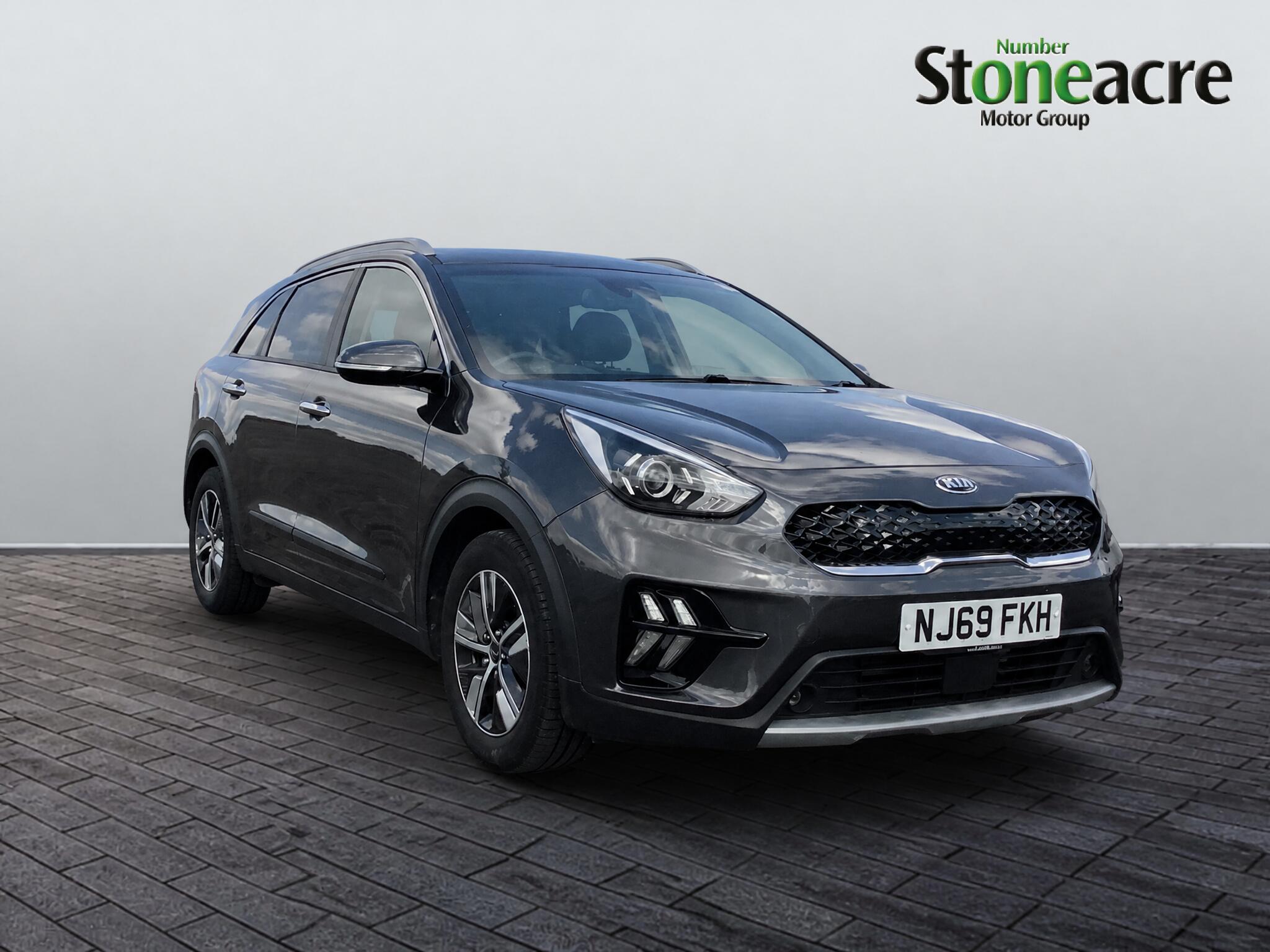 Main listing image - Kia Niro