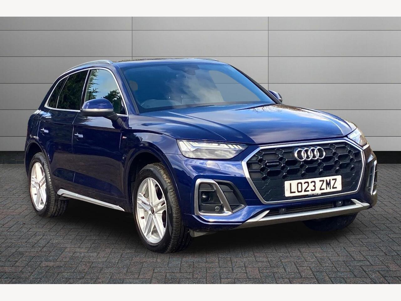 Main listing image - Audi Q5