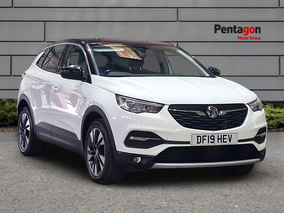 Main listing image - Vauxhall Grandland X