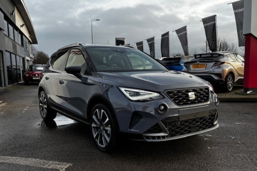 Main listing image - SEAT Arona